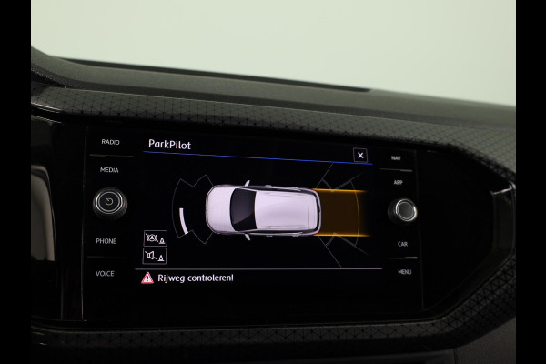 Volkswagen T-Cross 1.0 TSI Style 115 pk | Navigatie | Parkeersensoren | Adaptieve cruise control | LED koplampen |