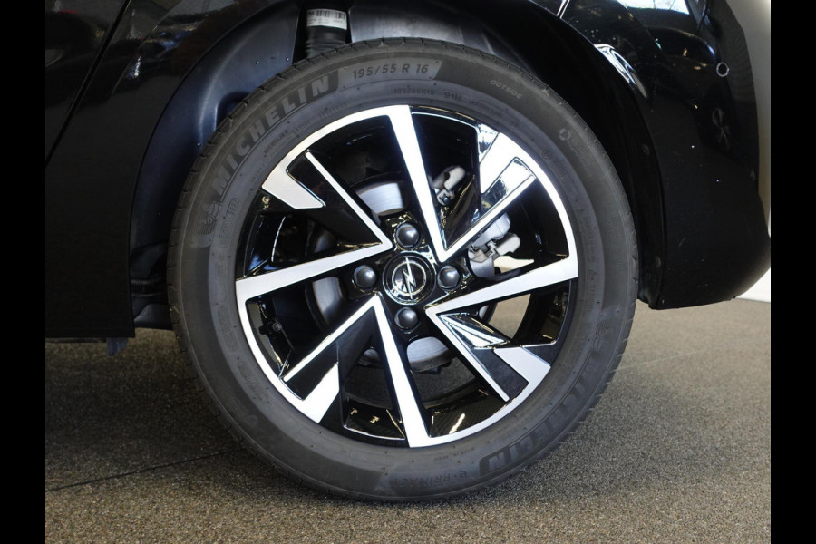 Opel Corsa 1.2 Turbo 100pk Hybrid GS Automaat Navigatie Apple Carplay/Android Auto Camera Parkeersensoren Cruise Control Dodehoek assistent Airco Lichtmetalen velgen Virtual Cockpit Getinte ramen