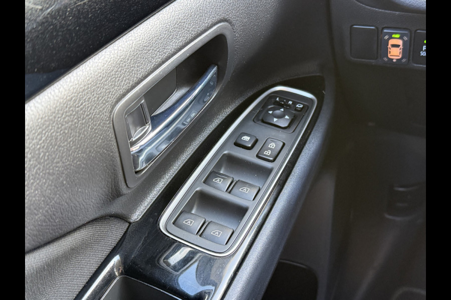 Mitsubishi Outlander BWJ 2021 | 2.4 225PK PHEV Pure | CLIMA | NAVI | STOELVERW | LEDER | CAMERA A | CARPLAY |