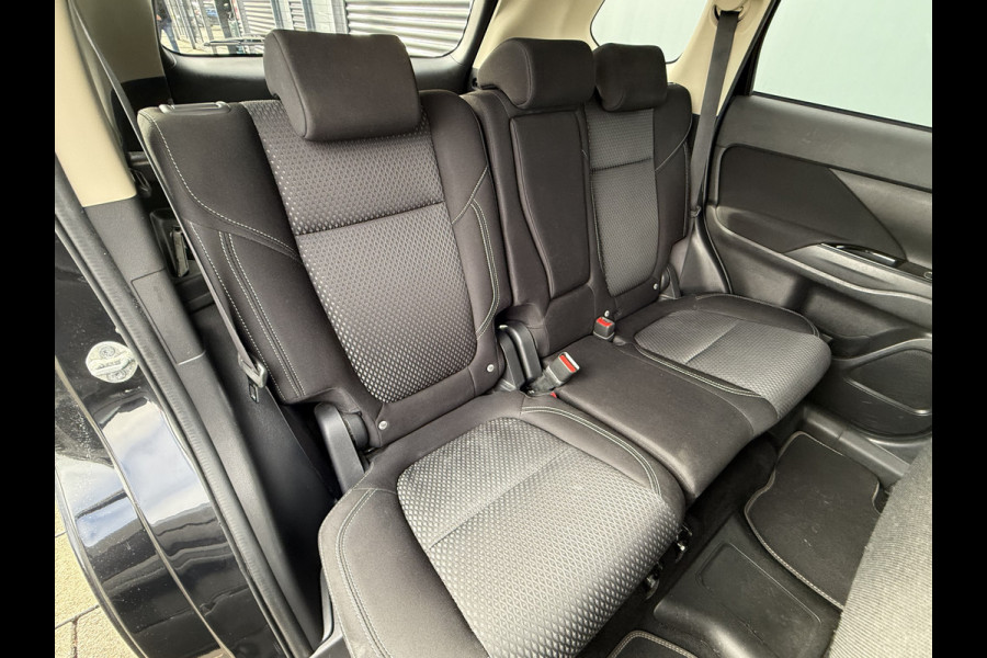 Mitsubishi Outlander BWJ 2021 | 2.4 225PK PHEV Pure | CLIMA | NAVI | STOELVERW | LEDER | CAMERA A | CARPLAY |