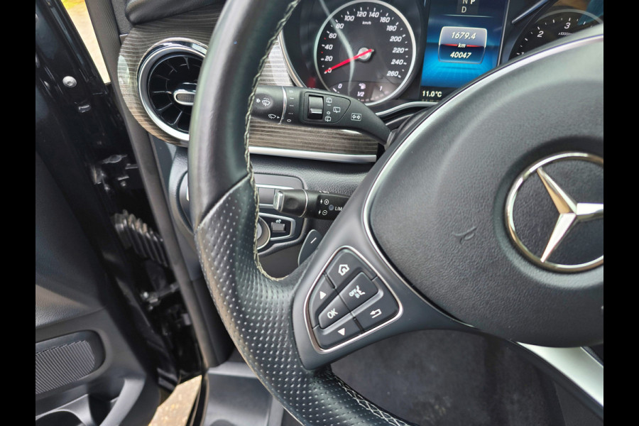 Mercedes-Benz V-Klasse 250d Avantgarde Edition DC L3 - 190 Pk - Euro 6 - AUTOMAAT - ParkeerCamera - Leren bekleding