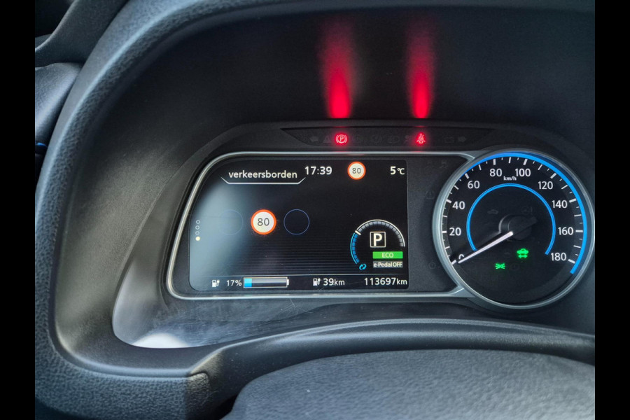 Nissan Leaf Tekna 40 kWh ProPilot SOH 86,8%, half leder, NAP