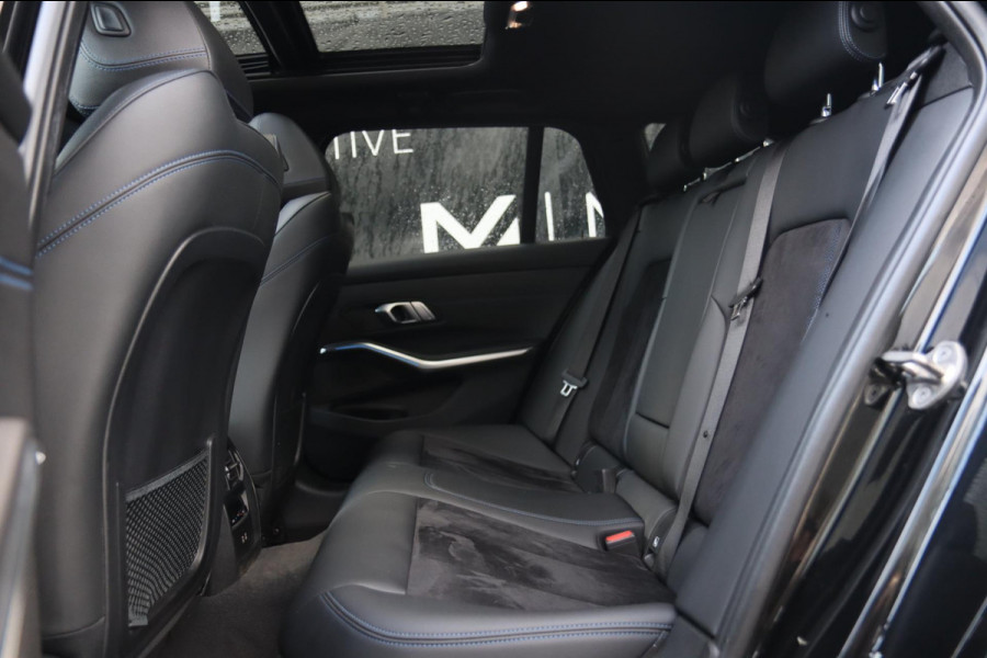 BMW 3 Serie Touring 330e M Sport / PANO / LIVE COCKPIT / CAMERA / DEALER SERVICE / STOELVERW