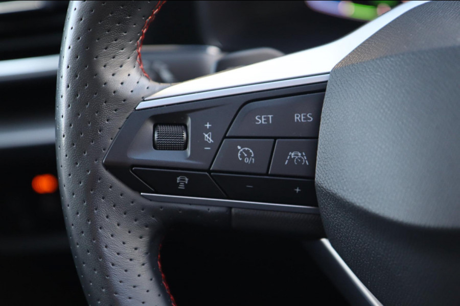 Seat Leon 1.4 TSI eHybrid PHEV FR / PANO / VIRTUAL / MEMORY / ACC / KEYLESS / CAMERA