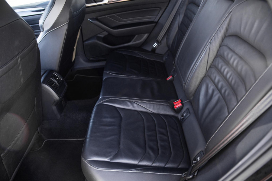 Volkswagen Arteon 1.4 TSI eHybrid R-Line Business CARPLAY / LEER / CAMERA / MEMMORY / LED / STOELVERWARMING