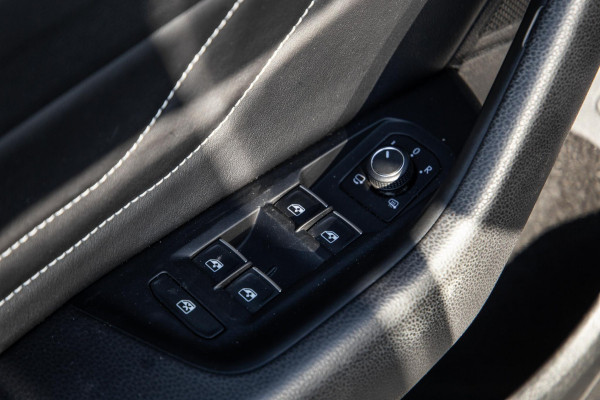 Volkswagen Arteon 1.4 TSI eHybrid R-Line Business CARPLAY / LEER / CAMERA / MEMMORY / LED / STOELVERWARMING