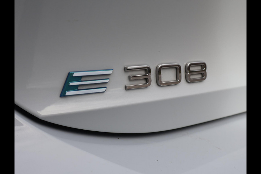 Peugeot E-308 FIRST EDITION GT EV 54 KWH + STUUR/STOELVERW. | ADAPTIVE CRUISE | CARPLAY | STANDKACHEL | CAMERA