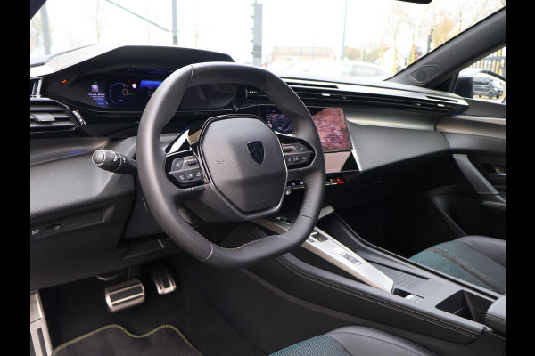 Peugeot E-308 FIRST EDITION GT EV 54 KWH + STUUR/STOELVERW. | ADAPTIVE CRUISE | CARPLAY | STANDKACHEL | CAMERA