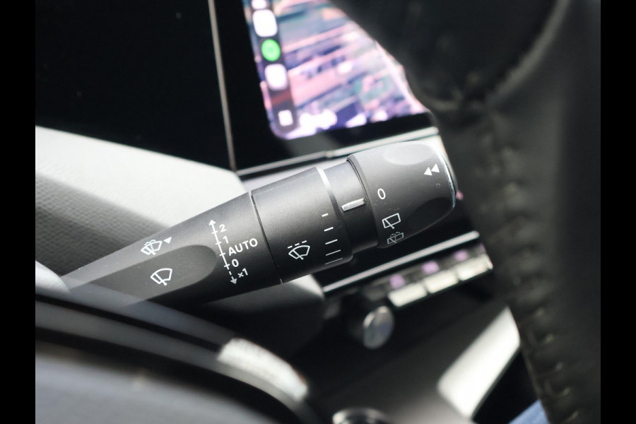Peugeot E-308 FIRST EDITION GT EV 54 KWH + STUUR/STOELVERW. | ADAPTIVE CRUISE | CARPLAY | STANDKACHEL | CAMERA