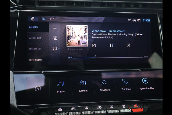 Peugeot E-308 FIRST EDITION GT EV 54 KWH + STUUR/STOELVERW. | ADAPTIVE CRUISE | CARPLAY | STANDKACHEL | CAMERA