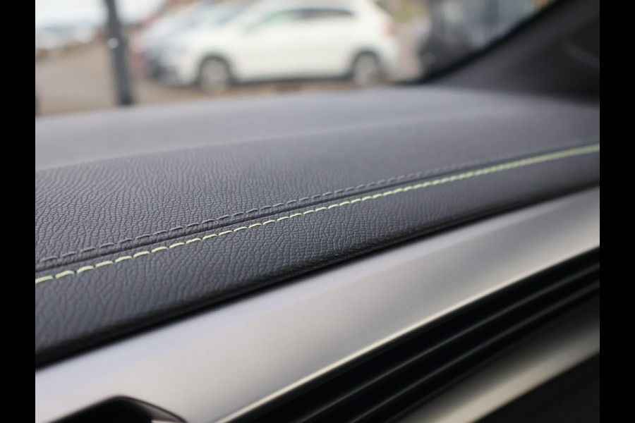 Peugeot E-308 FIRST EDITION GT EV 54 KWH + STUUR/STOELVERW. | ADAPTIVE CRUISE | CARPLAY | STANDKACHEL | CAMERA