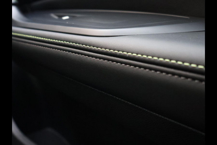 Peugeot E-308 FIRST EDITION GT EV 54 KWH + STUUR/STOELVERW. | ADAPTIVE CRUISE | CARPLAY | STANDKACHEL | CAMERA