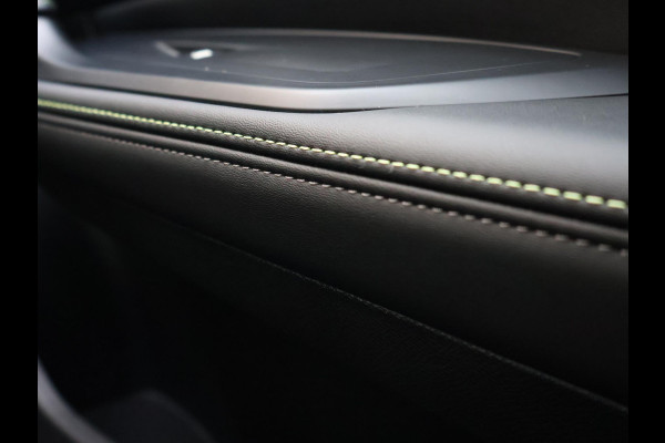 Peugeot E-308 FIRST EDITION GT EV 54 KWH + STUUR/STOELVERW. | ADAPTIVE CRUISE | CARPLAY | STANDKACHEL | CAMERA