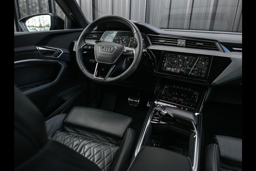 Audi Q8 Sportback e-tron 55 quattro 408pk S Edition 115 kWh | Panoramadak | S-Seats + Memory | B&O Sound | Camera | Luchtvering | Keyless | Active Cruise | Ambiance Interieur | 4-Zone Climate | Decor Carbon