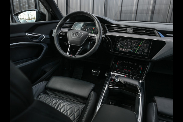 Audi Q8 Sportback e-tron 55 quattro 408pk S Edition 115 kWh | Panoramadak | S-Seats + Memory | B&O Sound | Camera | Luchtvering | Keyless | Active Cruise | Ambiance Interieur | 4-Zone Climate | Decor Carbon