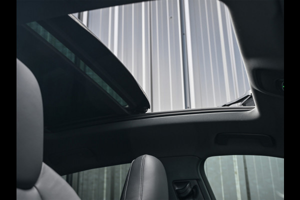Audi Q8 Sportback e-tron 55 quattro 408pk S Edition 115 kWh | Panoramadak | S-Seats + Memory | B&O Sound | Camera | Luchtvering | Keyless | Active Cruise | Ambiance Interieur | 4-Zone Climate | Decor Carbon