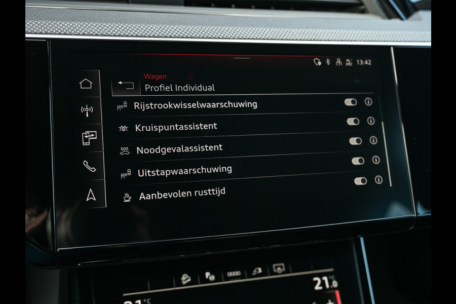 Audi Q8 Sportback e-tron 55 quattro 408pk S Edition 115 kWh | Panoramadak | S-Seats + Memory | B&O Sound | Camera | Luchtvering | Keyless | Active Cruise | Ambiance Interieur | 4-Zone Climate | Decor Carbon