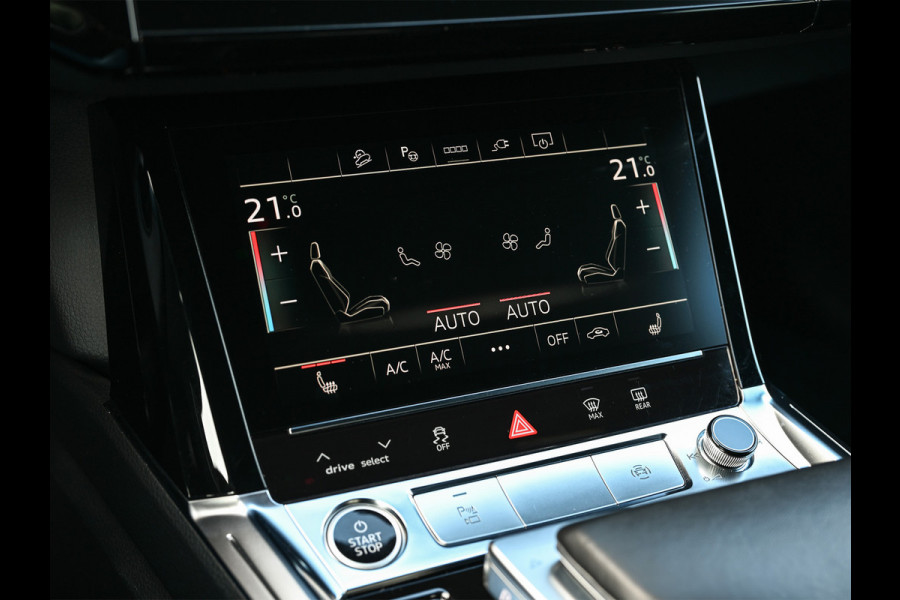 Audi Q8 Sportback e-tron 55 quattro 408pk S Edition 115 kWh | Panoramadak | S-Seats + Memory | B&O Sound | Camera | Luchtvering | Keyless | Active Cruise | Ambiance Interieur | 4-Zone Climate | Decor Carbon