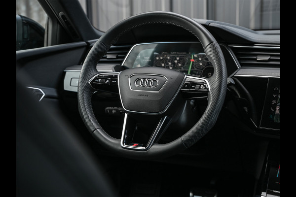 Audi Q8 Sportback e-tron 55 quattro 408pk S Edition 115 kWh | Panoramadak | S-Seats + Memory | B&O Sound | Camera | Luchtvering | Keyless | Active Cruise | Ambiance Interieur | 4-Zone Climate | Decor Carbon