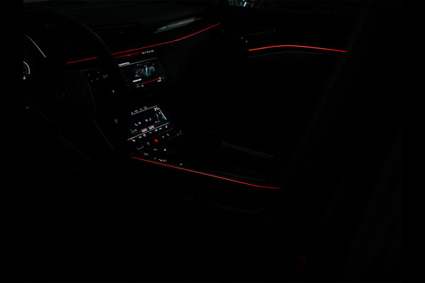 Audi Q8 Sportback e-tron 55 quattro 408pk S Edition 115 kWh | Panoramadak | S-Seats + Memory | B&O Sound | Camera | Luchtvering | Keyless | Active Cruise | Ambiance Interieur | 4-Zone Climate | Decor Carbon