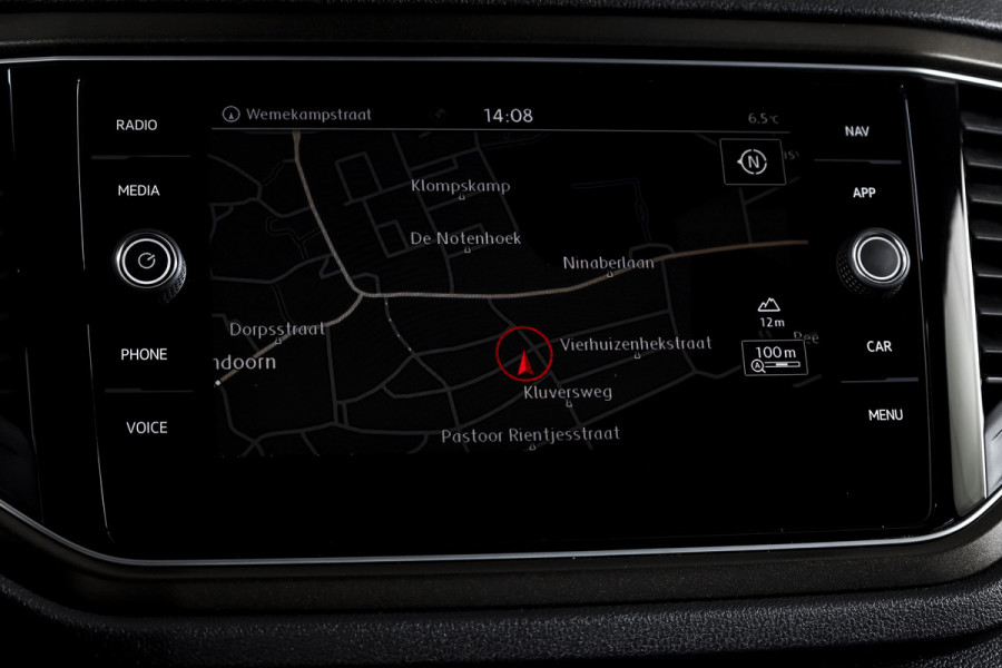 Volkswagen T-Roc 1.5 TSI Style 150 PK Orig. NL | Afn. Trekhaak | Adapt. Cruise | PDC | NAV + App. Connect | ECC | LM 16" |