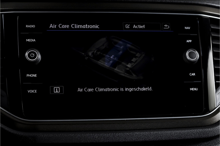 Volkswagen T-Roc 1.5 TSI Style 150 PK Orig. NL | Afn. Trekhaak | Adapt. Cruise | PDC | NAV + App. Connect | ECC | LM 16" |