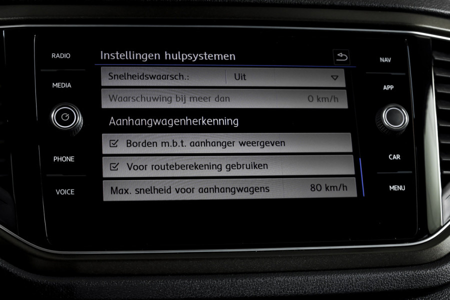 Volkswagen T-Roc 1.5 TSI Style 150 PK Orig. NL | Afn. Trekhaak | Adapt. Cruise | PDC | NAV + App. Connect | ECC | LM 16" |