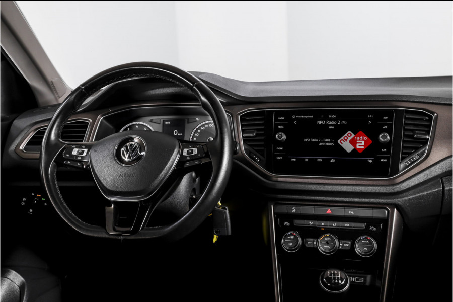Volkswagen T-Roc 1.5 TSI Style 150 PK Orig. NL | Afn. Trekhaak | Adapt. Cruise | PDC | NAV + App. Connect | ECC | LM 16" |