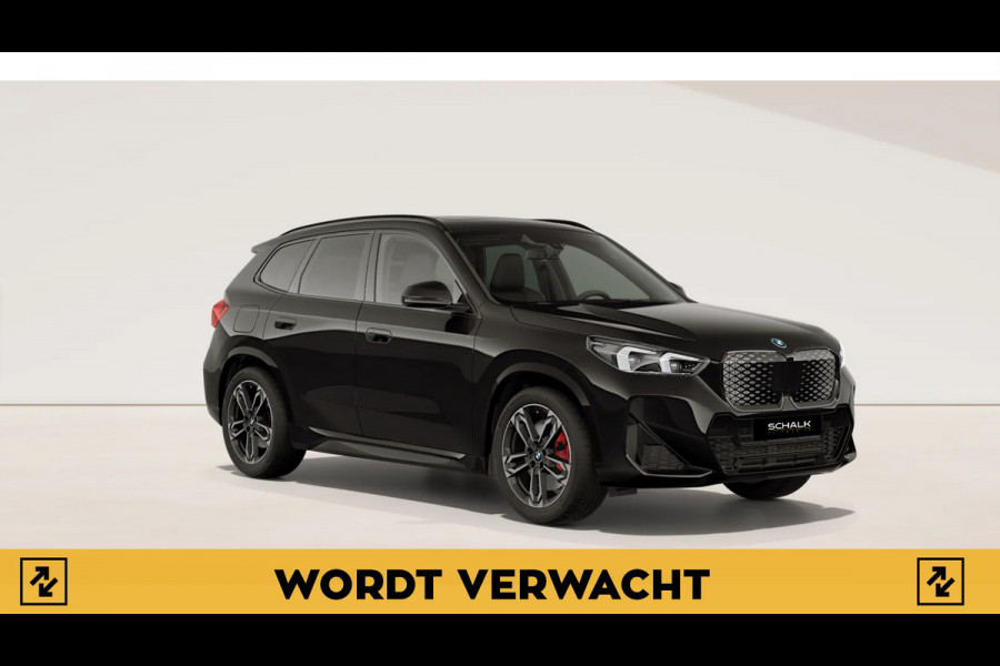 BMW iX1 EDrive20 67 kWh|M-sport|Pano|H&K|Leder|E-stoel|LED