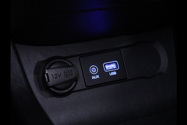 Hyundai i20 1.4i i-Vision Automaat [TREKHAAK, AIRCO, PARKEERSENSOR, RADIO, NIEUWSTAAT]