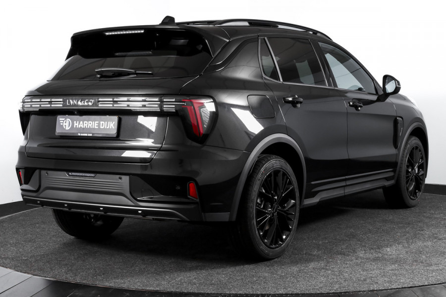 Lynk & Co 01 1.5 More | S/K-panodak | Dig. Cockpit | Stoel-+Stuurverw. | 360 Camera | Adapt. Cruise | Memory | Elek. klep | LM 20" |