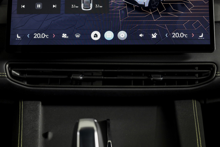 Lynk & Co 01 1.5 More | S/K-panodak | Dig. Cockpit | Stoel-+Stuurverw. | 360 Camera | Adapt. Cruise | Memory | Elek. klep | LM 20" |