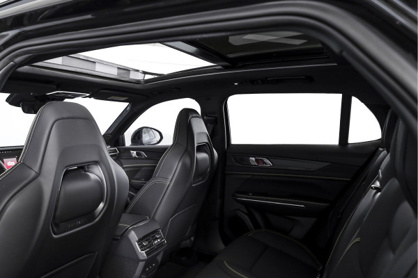 Lynk & Co 01 1.5 More | S/K-panodak | Dig. Cockpit | Stoel-+Stuurverw. | 360 Camera | Adapt. Cruise | Memory | Elek. klep | LM 20" |