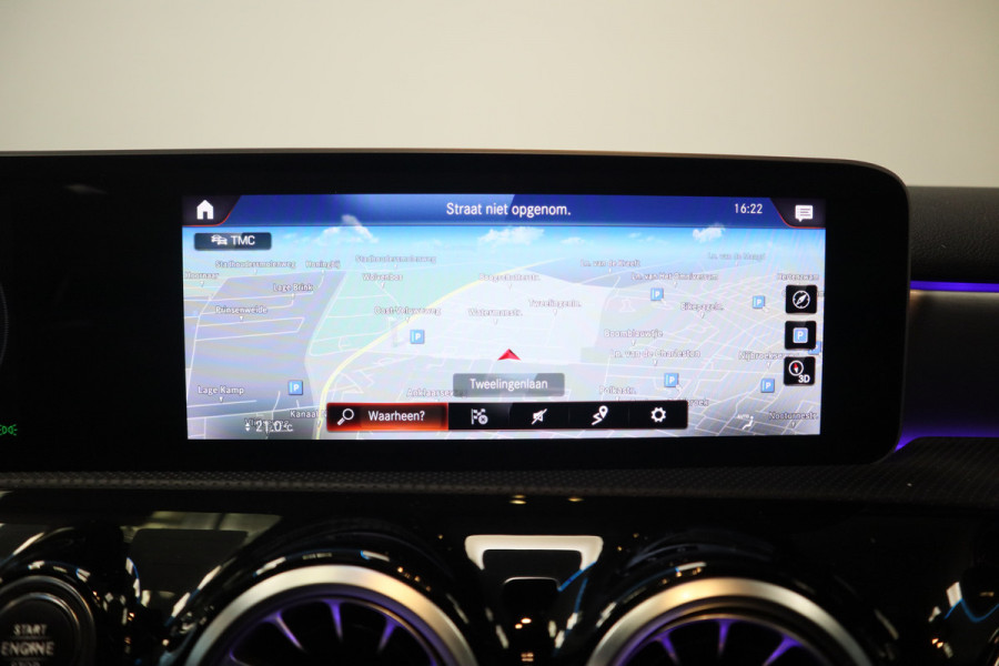 Mercedes-Benz A-Klasse 220 Premium Plus AMG Cruise/Climate Panoramadak PDC