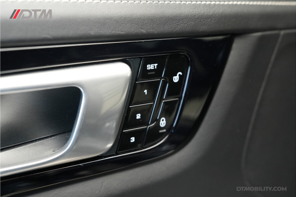 Porsche Cayenne 3.0 Sport Chrono | VOL | Panoramadak | Stoelvent. | Luchtvering