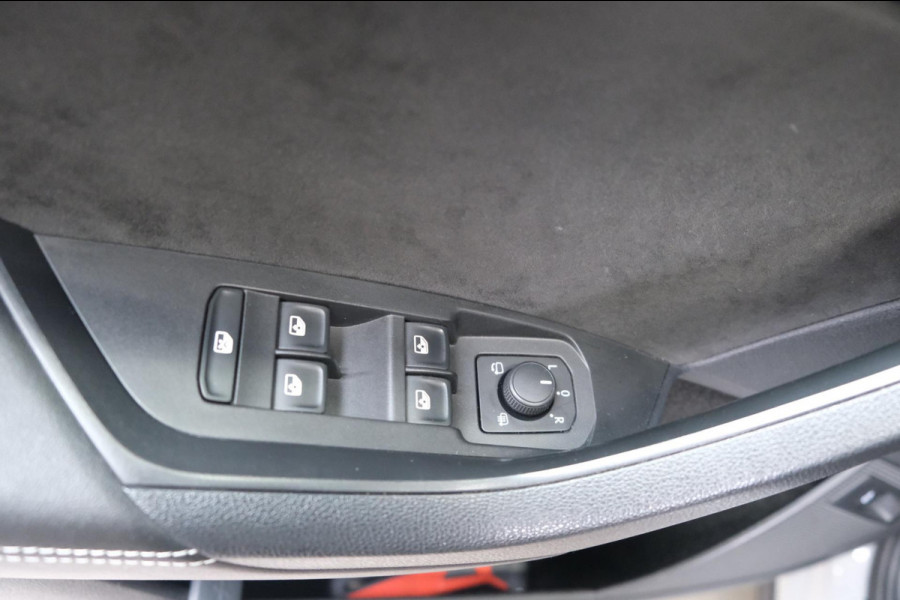 Škoda Kodiaq 1.5 TSI Sportline Business Automaat - N.A.P. Airco, Cruise, Camera, PDC, Navi.