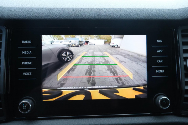 Škoda Kodiaq 1.5 TSI Sportline Business Automaat - N.A.P. Airco, Cruise, Camera, PDC, Navi.