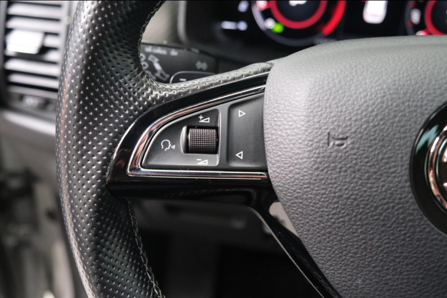 Škoda Kodiaq 1.5 TSI Sportline Business Automaat - N.A.P. Airco, Cruise, Camera, PDC, Navi.