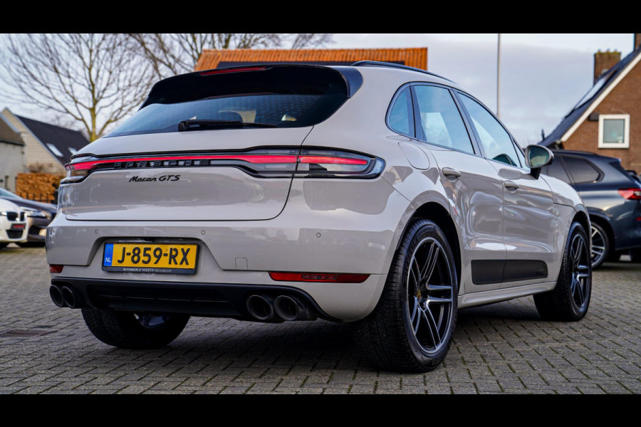 Porsche Macan 2.9 GTS | Panorama | Sport uitlaat | 360 Cam | Luchtvering | Sport Chrono | Dealer onderhouden | 1e eigenaar | ACC |