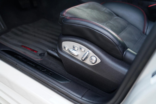 Porsche Macan 2.9 GTS | Panorama | Sport uitlaat | 360 Cam | Luchtvering | Sport Chrono | Dealer onderhouden | 1e eigenaar | ACC |