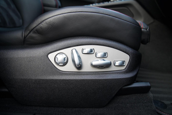 Porsche Macan 2.9 GTS | Panorama | Sport uitlaat | 360 Cam | Luchtvering | Sport Chrono | Dealer onderhouden | 1e eigenaar | ACC |