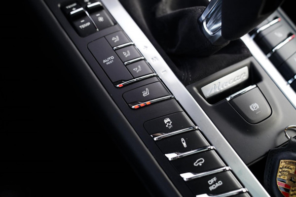 Porsche Macan 2.9 GTS | Panorama | Sport uitlaat | 360 Cam | Luchtvering | Sport Chrono | Dealer onderhouden | 1e eigenaar | ACC |