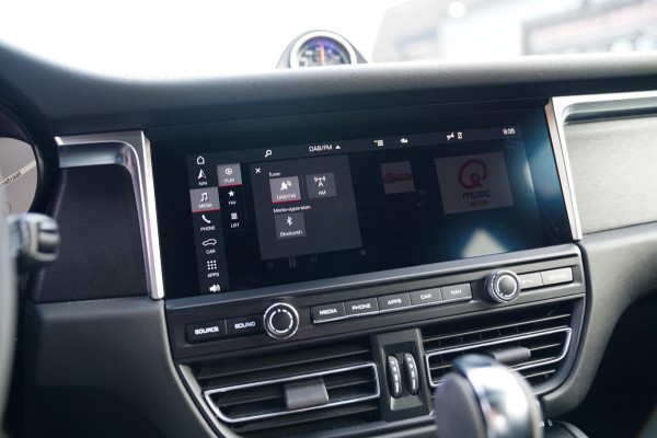 Porsche Macan 2.9 GTS | Panorama | Sport uitlaat | 360 Cam | Luchtvering | Sport Chrono | Dealer onderhouden | 1e eigenaar | ACC |