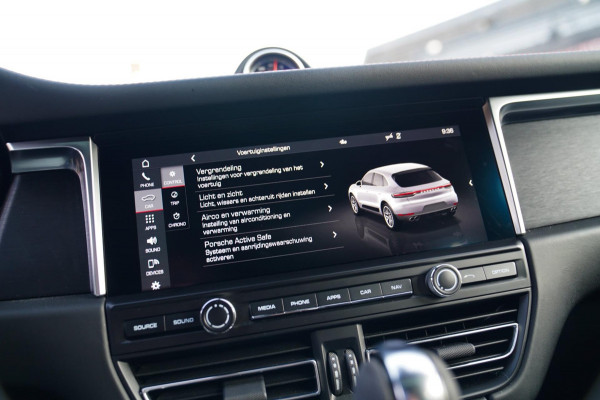 Porsche Macan 2.9 GTS | Panorama | Sport uitlaat | 360 Cam | Luchtvering | Sport Chrono | Dealer onderhouden | 1e eigenaar | ACC |