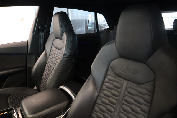 Audi Q8 4.0 TFSI RS Q8 quattro Panoramadak 23''Velgen Head-Up B&O Audio ! 2e Paasdag geopend van 12.00 tot 17:00u !