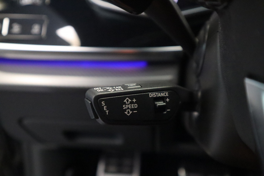 Audi Q8 4.0 TFSI RS Q8 quattro Panoramadak 23''Velgen Head-Up B&O Audio ! 2e Paasdag geopend van 12.00 tot 17:00u !