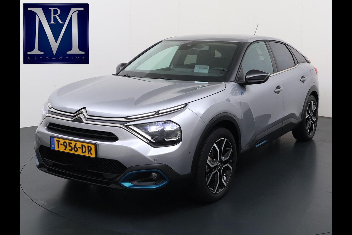 Citroën Ë-C4 Shine 50 kWh SOH 98% 3-FASE LADER | STUUR- & STOELVERWARMING | TREKHAAK | HEAD-UP DISPLAY | CAMERA | KEYLESS START & GO | DODEHOEKDETECTIE | RIJKLAAR MET 12 MAANDEN BOVAG-GARANTIE