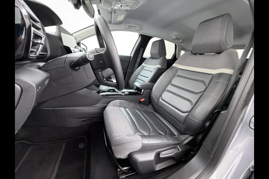 Citroën Ë-C4 Shine 50 kWh SOH 98% 3-FASE LADER | STUUR- & STOELVERWARMING | TREKHAAK | HEAD-UP DISPLAY | CAMERA | KEYLESS START & GO | DODEHOEKDETECTIE | RIJKLAAR MET 12 MAANDEN BOVAG-GARANTIE