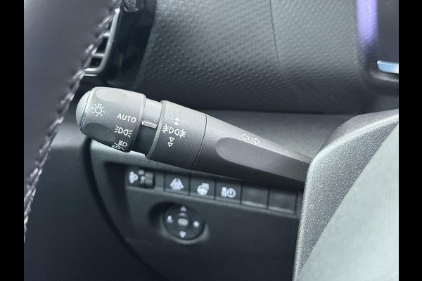 Citroën Ë-C4 Shine 50 kWh SOH 98% 3-FASE LADER | STUUR- & STOELVERWARMING | TREKHAAK | HEAD-UP DISPLAY | CAMERA | KEYLESS START & GO | DODEHOEKDETECTIE | RIJKLAAR MET 12 MAANDEN BOVAG-GARANTIE