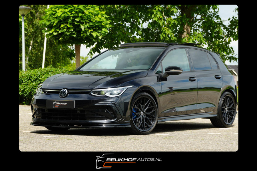 Volkswagen Golf 1.5 eTSI R-Line Pano H&K Audio Cruise Camera